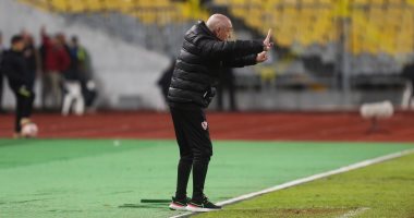 فيريرا يبلغ لاعبى الزمالك بموعد المران الأول فى الجزائر