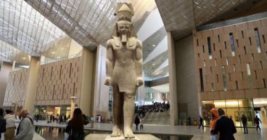 وزير السياحة والآثار يتابع آخر مستجدات الأعمال بالمتحف المصرى الكبير