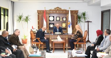 محافظ قنا يستقبل وفدا من الهيئة المصرية العامة للمساحة لبحث خطة لحصر أملاك الدولة