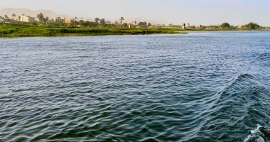 انتشال جثة "طفل" من المفقودين بحادث غرق مركب فى نهر النيل بأسوان