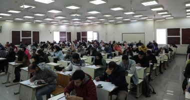 33 ألف طالب وطالبة أنهوا امتحاناتهم بالتعليم المدمج بجامعة القاهرة