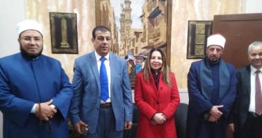 رئيس منطقة الإسكندرية الأزهرية يبحث مع نائبة وزير الاتصالات خطة التطوير الرقمى