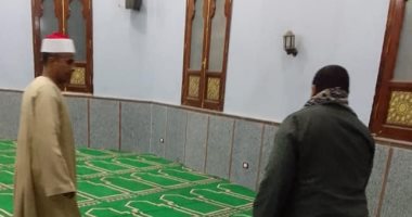 أوقاف الأقصر تجرى عمليات تعقيم وتجميل للمساجد استعدادا لشهر رمضان.. صور