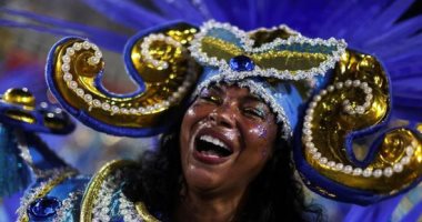 رقصات شعبية وعروض مبهرة.. عودة كرنفال السامبا إلى شوارع البرازيل