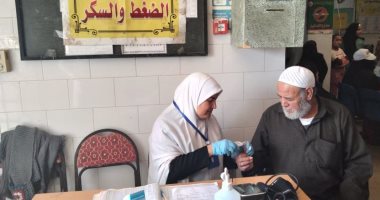 حياة كريمة بكفر الشيخ.. الكشف الطبى على 2283 مواطنا بقرية "المجاز الشرقى"