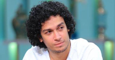 أحمد عبد الوهاب: كنت موظفا فى شركة الكهرباء وقدمت استقالتى من أجل الفن