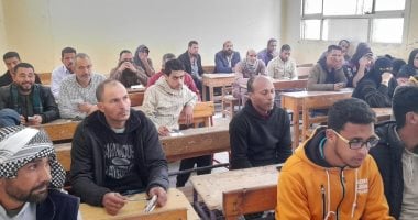 تربية الإسكندرية تطلق قافلة لعقد امتحانات فورية للأميين فى العامرية