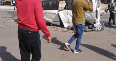 إصابة 12 شخصا إثر تصادم سيارتين على طريق الإسماعيلية القاهرة 