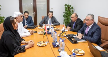 رئيس اقتصادية قناة السويس يلتقى رئيس القطاع الدولى لموانئ أبو ظبى لبحث سبل التعاون