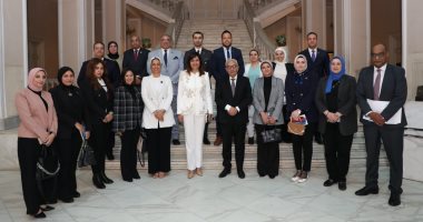 وزير التعليم يستقبل السفيرة نبيلة مكرم ووفد تنسيقية شباب الأحزاب والسياسيين 