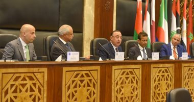 محافظ الإسكندرية يستقبل سفراء 11 دولة بمقر الأكاديمية العربية للعلوم والتكنولوجيا