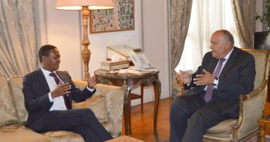 وزير الخارجية يستقبل نظيره الكينى لبحث تعزيز العلاقات الثنائية