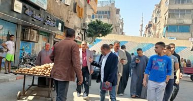 رئيس مدينة نجع حمادى يتفقد الشوارع ويشدد على النظافة والتشجير بأول أيام عمله