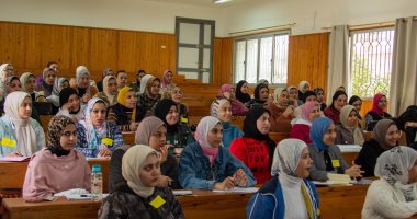 تدريب المتقدمين لشغل وظيفة معلم مساعد ضمن مسابقة 30 ألف معلم فى بورسعيد 