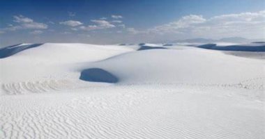 الرمال البيضاء ثروة قومية تنقل مصر لمصاف الدول الكبرى