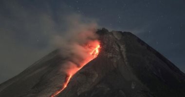 كولومبيا.. السلطات تحذر من ثوران بركان نيفادو ديل