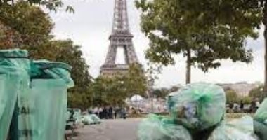 تراكم أكوام من القمامة فى باريس بسبب إضراب عمال النظافة.. فيديو
