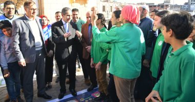 محافظ الغربية يشهد فعاليات توعوية نظمتها شركة المياه للطلاب بساحة المسجد الأحمدى