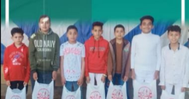 الخير فى أطفال مصر.. تلاميذ ابتدائى يجمعون 15 ألف جنيه لتوزيع شنط رمضان.. فيديو