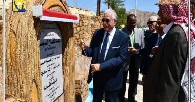 محافظ جنوب سيناء يفتتح تطوير الجدارية التاريخية وأعمال التجميل بمدينة طابا
