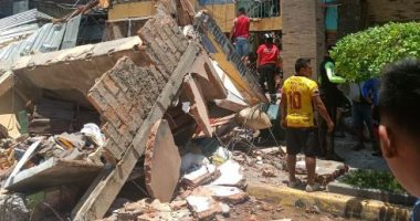 شاهد لحظات رعب المواطنين فى الإكوادور بسبب زلزال بقوة 6.7 درجة 