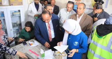 قافلة تنموية طبية لأهالى قرية تونس بسوهاج والكشف على 1035 مواطنا بالمجان