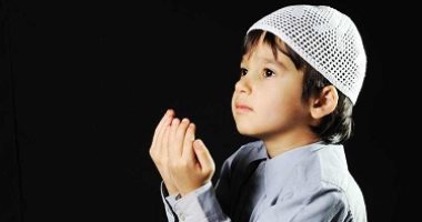 3 أنواع من العبادات وأفكار مختلفة لتنفيذها في رمضان.. علميها لطفلك