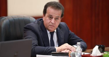 وزير الصحة يؤكد ضرورة الإسراع في بدء أنشطة المجلس الصحي المصري.. صور