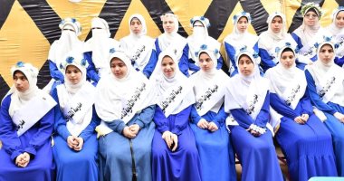 تكريم 120 طالبة من حفظة القرآن الكريم بمدرسة ثانوية بقرية المنوات جنوب الجيزة.. فيديو وصور