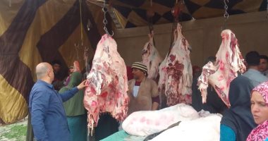 افتتاح منفذ لبيع اللحوم بأسعار مخفضة بمعرض "أهلا رمضان" بمدينة العدوة فى المنيا
