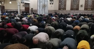 صلاة التراويح من المسجد التوفيقى فى أول ليالى رمضان ببورسعيد.. صور وفيديو