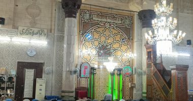 صلاة التراويح من مسجد المرسى أبو العباس بالإسكندرية فى أول جمعة من رمضان.. فيديو وصور