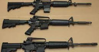 ليست مجرد سلاح.. واشنطن بوست ترصد تحول بندقية AR-15  إلى رمز سياسى فى أمريكا