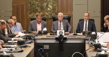 محافظ جنوب سيناء يتابع جلسة مقعد تسوية المنازعات لحل مشكلات المواطنين