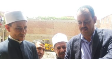 محافظ بني سويف ينيب رئيس مدينة ببا لافتتاح مسجد الإيمان بقمبش بتكلفة 2.4 مليون جنيه