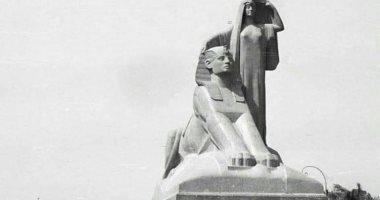 شاهد.. صورة نادرة لتمثال نهضة مصر بميدان جامعة القاهرة عام 1962