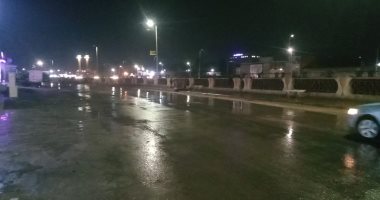 في أولى ليالي العشر الأواخر من رمضان أمطار رعدية وبرق في سماء كفر الشيخ.. صور