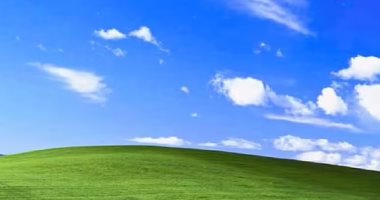 حقيقة صورة خلفية سطح المكتب بـ Windows XP.. الأكثر مشاهدة فى العالم