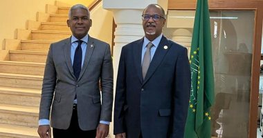 الدومينيكان بالقاهرة تسعى للحصول على دعم إفريقيا لترشيح البلاد لعضوية مجلس حقوق الإنسان