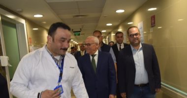محافظ بورسعيد يتفقد المستشفيات للتأكد من مدى جاهزيتها خلال عيد الفطر