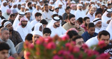 العيد فى الإمارات الشقيقة.. صلاة عيد الفطر المبارك بساحات دبي