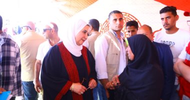 وزيرة التضامن تفتتح معرض المنتجات التراثية واليدوية "ديارنا عربية" بشمال سيناء