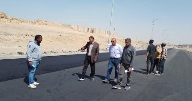 رئيس جهاز مدينة بدر يتفقد أعمال تطوير الطرق ومداخل الأحياء السكنية