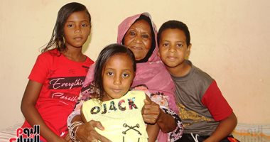 "أدخلوها بسلام آمنين".. أسرة الطيب السودانية تلجأ إلى مصر بعد الفرار من الحرب