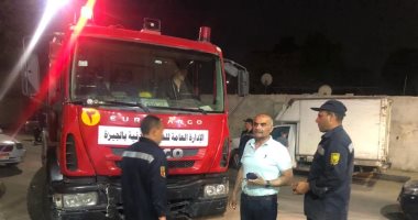 السيطرة على حريق شقة سكنية بشارع الطوبجى فى الدقى دون إصابات.. صور