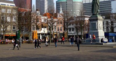 مدينة لاهاى الهولندية ترفع رسوم وقوف السيارات إلى 50 يورو