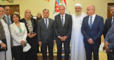محافظ القليوبية يستقبل سفير أذربيجان لوضع إكليل زهور على نصب مؤسس الدولة
