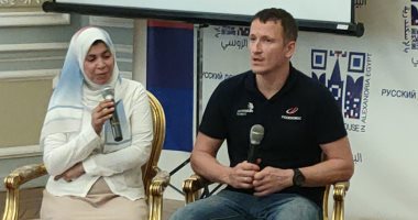 رائد فضاء الروسى: مستعدون للتعاون مع العلماء المصريين فى مجال الفضاء.. فيديو وصور