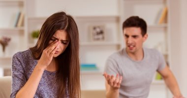 4 علامات تحذيرية قبل الزواج لو ظهرت على خطيبك راجعي نفسك في الارتباط