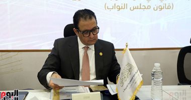 علاء عابد: الحوار الوطنى وصل لمنتصف الطريق.. والقائمة النسبية تصطدم بالدستور